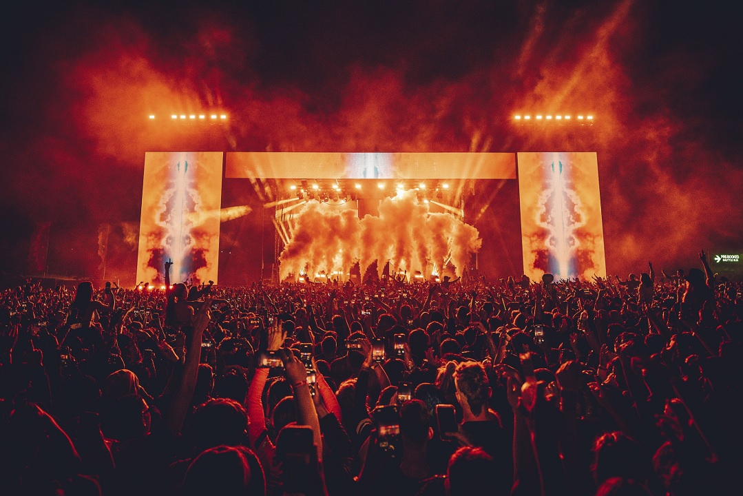 Creamfields South 20,000 capacity Runway Stage heads South for the